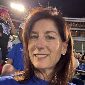 Meet your Posher, Rolana